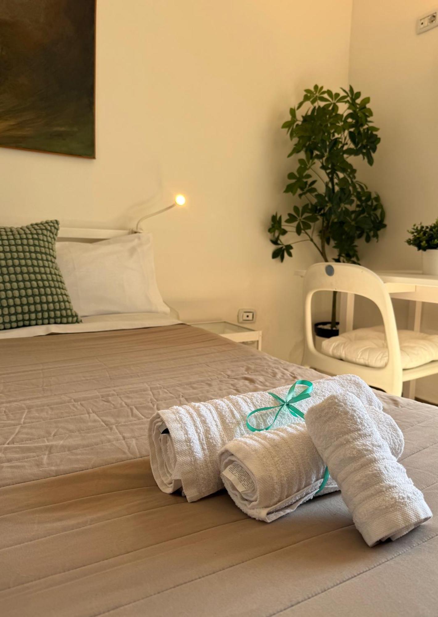 Loft Corso Trieste Free Parking & Kitchen Bari Exterior photo